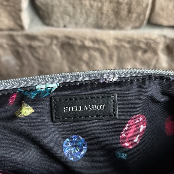 Stella & Dot clutch - Picture 2 of 6